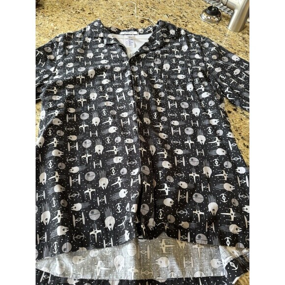 Disney Star Wars Shirt Mens L  Black Vented Button Up Millennium Falcon Button - Picture 6 of 8
